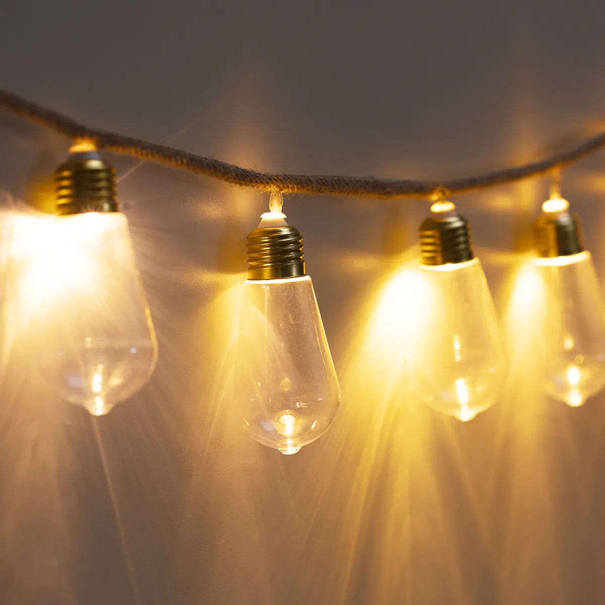 Guirlande LED 10 boules, pile*ATMOSPHERA Discount