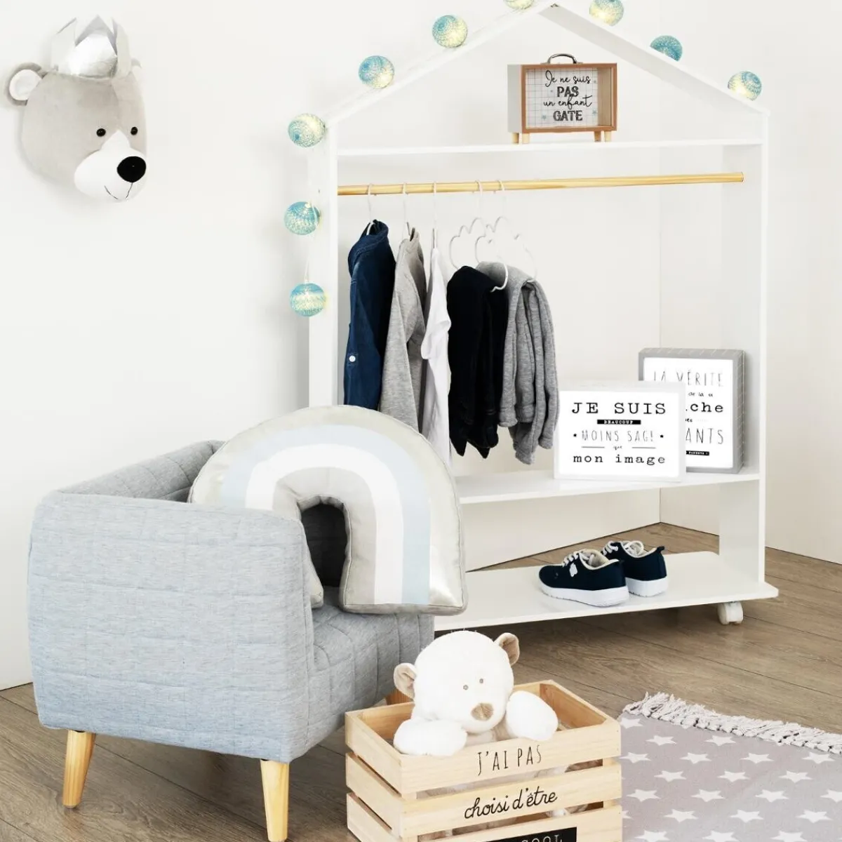 Penderie enfant à roulettes*ATMOSPHERA Sale