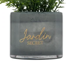 Plante artificielle en pot